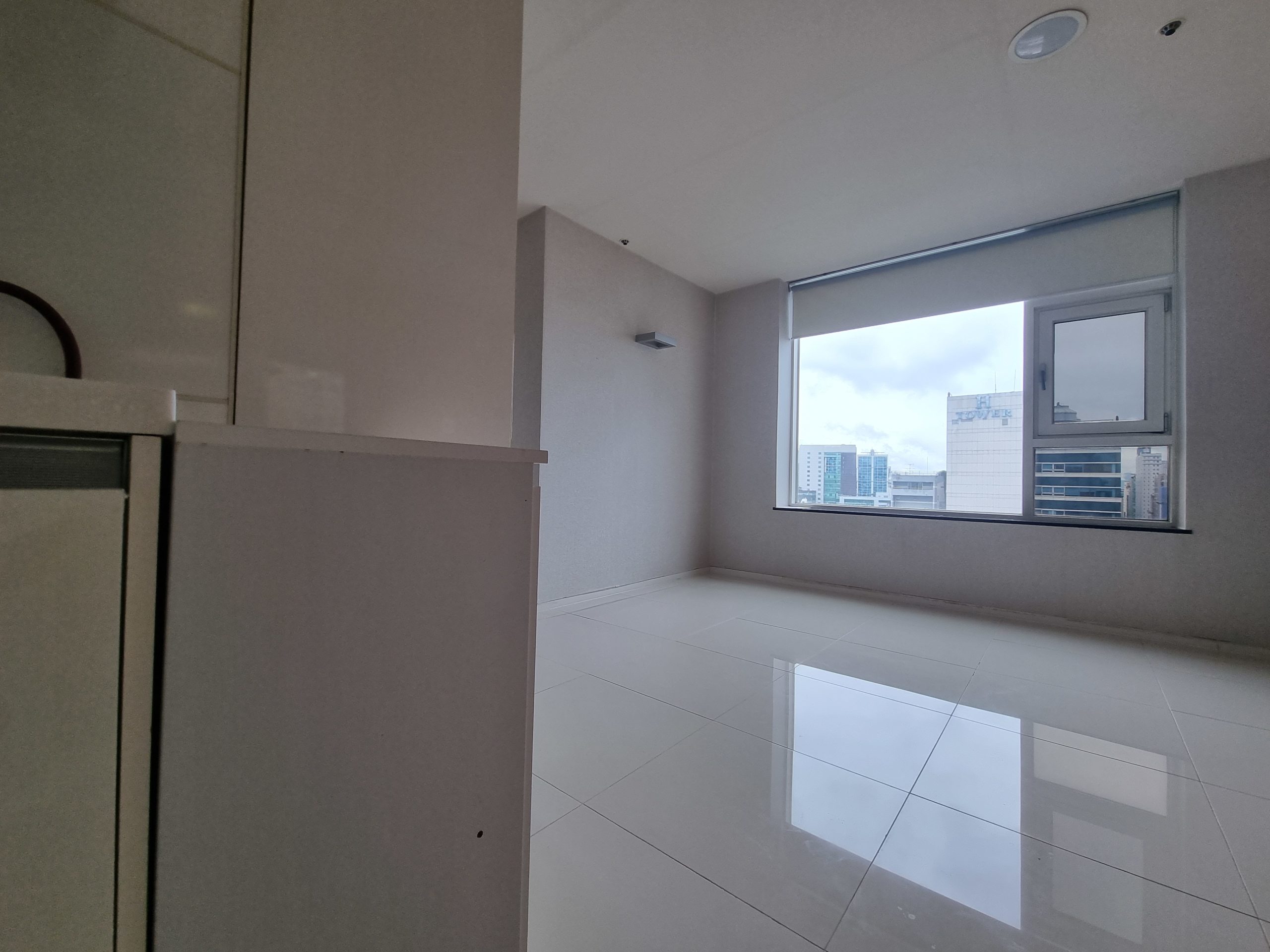 Eonju Staion Line#9 Short-term available Fully furnished two-bedroom Officetel