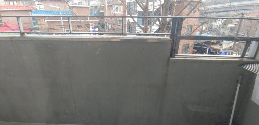 Close to Kookmin Univ & Seokyeong Univ! Studio Oneroom! With Balcony :)