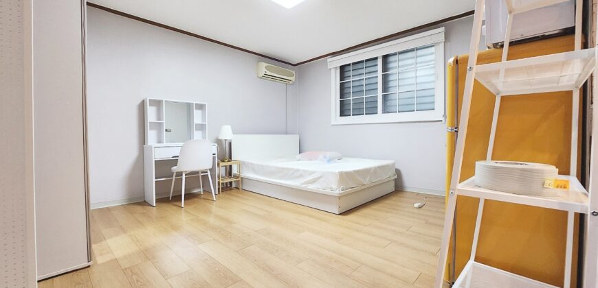 Close to Hongdae Station Fully furnished Studio Oneroom!