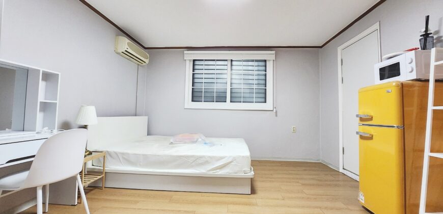 Close to Hongdae Station Fully furnished Studio Oneroom!