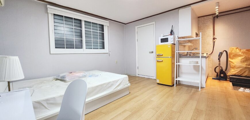 Close to Hongdae Station Fully furnished Studio Oneroom!