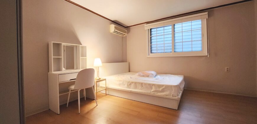 Close to Hongdae Station Fully furnished Studio Oneroom!