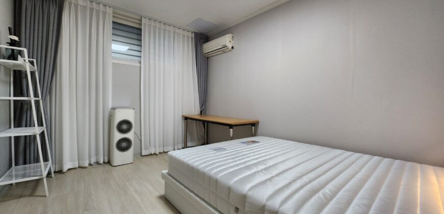 Fully Furnished 2room Near Sinchon/Hongdae Short-Term Lease 3Month+Available