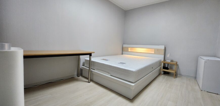 Fully Furnished 2room Near Sinchon/Hongdae Short-Term Lease 3Month+Available