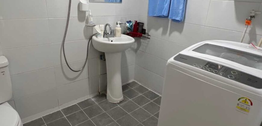 Close to Sinchon, Hongdae Station Cozy Studio Short term also Available!