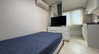 Newly renovated studio near Hongdae stn