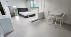 Spacious Studio, Fully furnished! 6-minute from Mangwon Station (Subway Line 6)