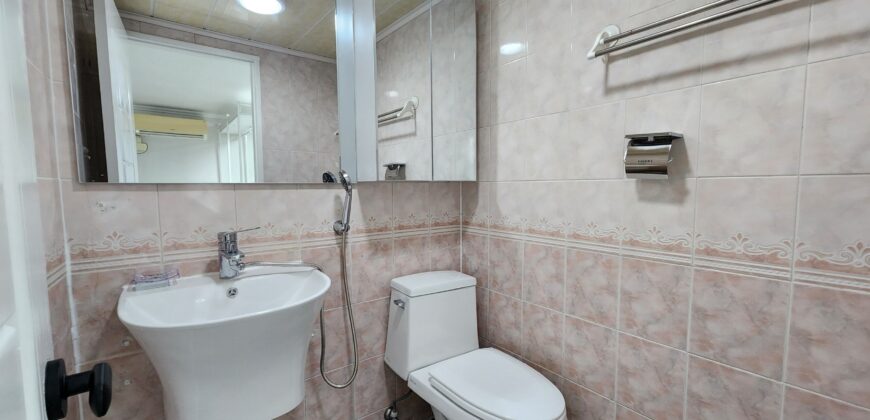 Spacious Studio, Fully furnished! 6-minute from Mangwon Station (Subway Line 6)