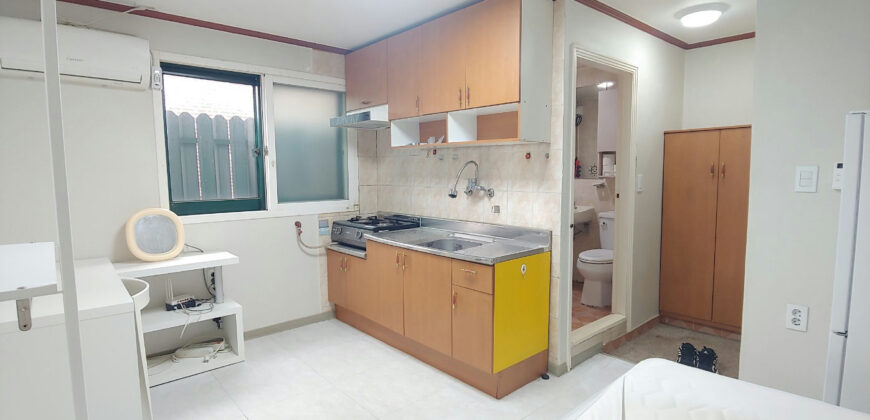 Studio room near Korea University – Fully furnished!