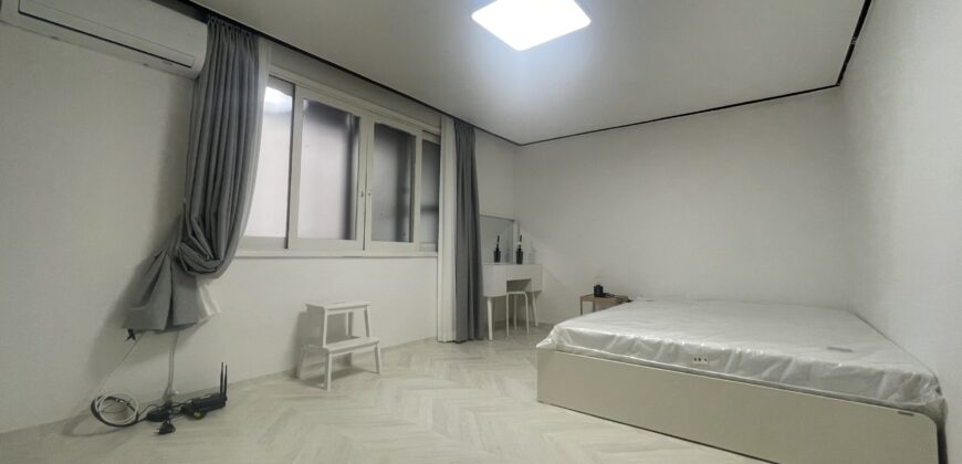 弘大附近配置齐全2居室2room!