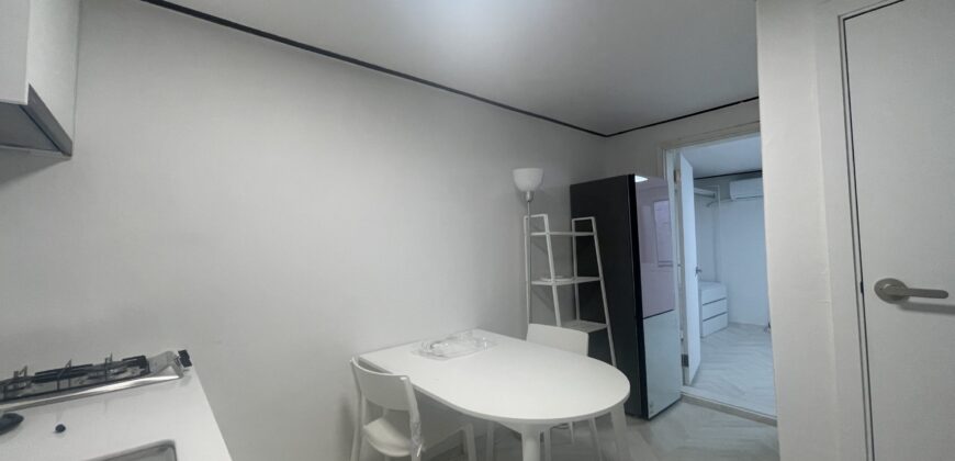 弘大附近配置齐全2居室2room!