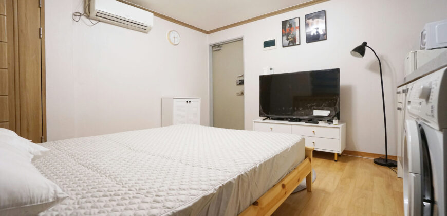 Cozy Studio Near Hongdae & Hongik University